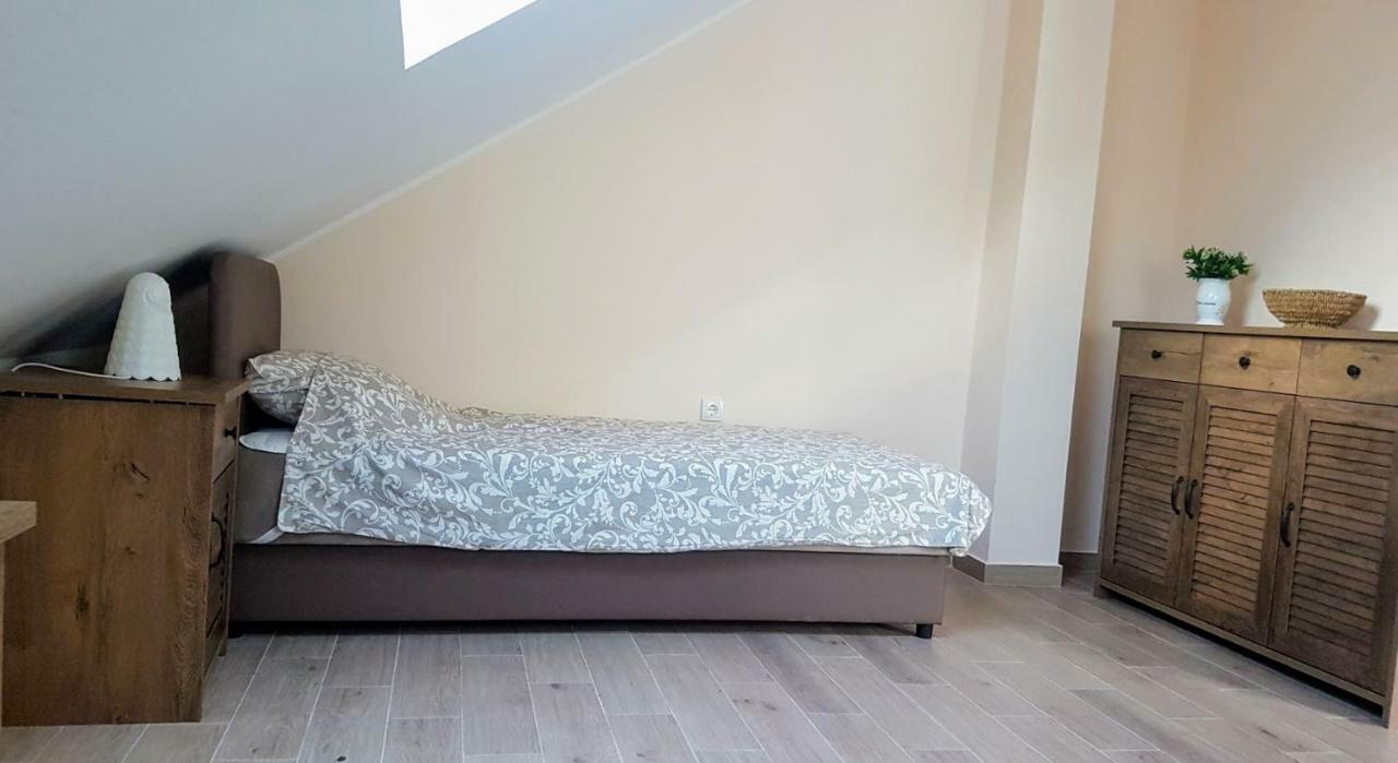 Monika Apartment Teodo Esterno foto