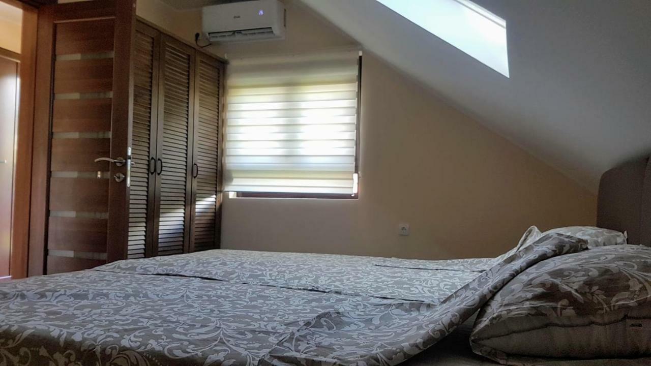 Monika Apartment Teodo Esterno foto